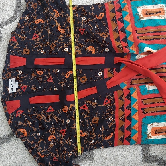 A.K.F. Vintage Geometric Jacket Blazer with Tie Front Size Fits Med- Large - Picture 4 of 5